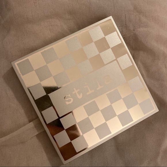 Stila matte n metal eyeshadow - Picture 2 of 4